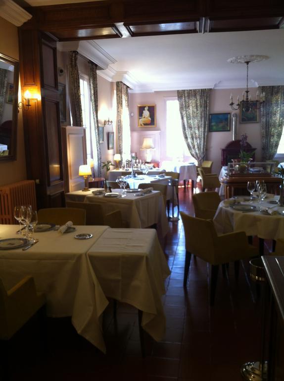 Hostellerie De La Bouriane Гурдон-ан-Керси Экстерьер фото